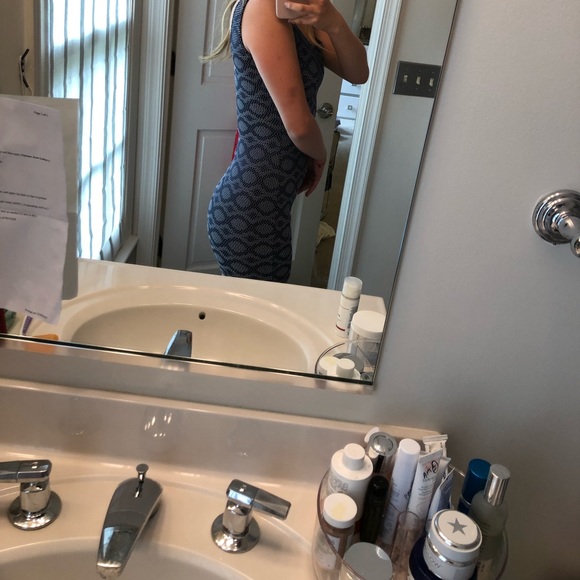 Bodycon - Picture 2 of 3